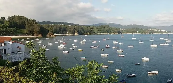 Casa Iris - Paraiso Ortegal * サンタマルタ・デ・オルティゲイラ